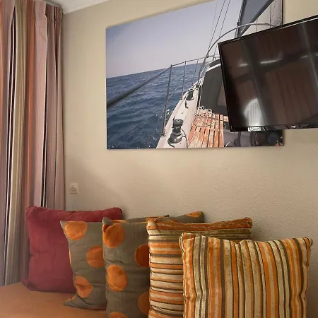 Cap Esterel 2 Pieces Avec Terrasse Vue Golf Et Parking - Fr-1-504-673 * Saint-Raphaël