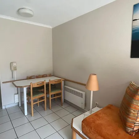 Appartement Cap Esterel 2 Pièces Avec Terrasse Vue Golf Et Parking - Fr-1-504-673 *