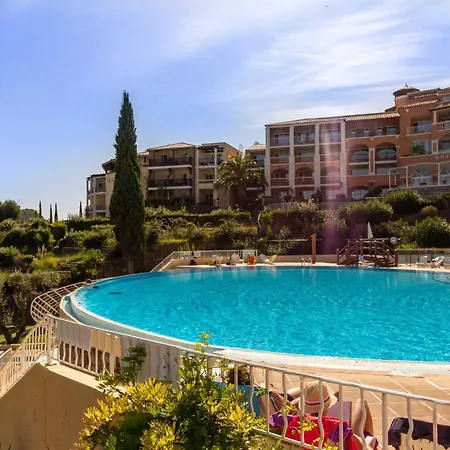 Appartement Cap Esterel 2 Pièces Avec Terrasse Vue Golf Et Parking - Fr-1-504-673 *