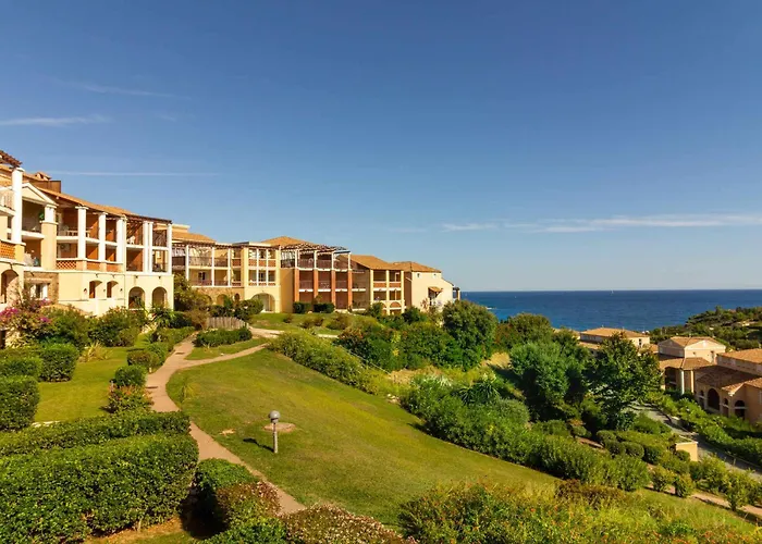 Cap Esterel 2 Pieces Avec Terrasse Vue Golf Et Parking - Fr-1-504-673 *